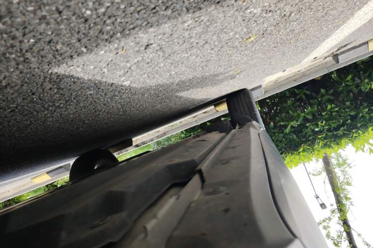 Used Toyota IZOA 2021 2.0L Yixing Version Right Side Sill