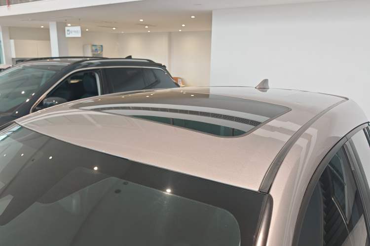 Used Toyota IZOA 2021 2.0L Enjoy Edition Roof