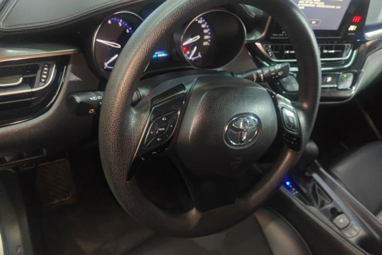 Used Toyota IZOA 2021 2.0L Yixing Version Steering Wheel