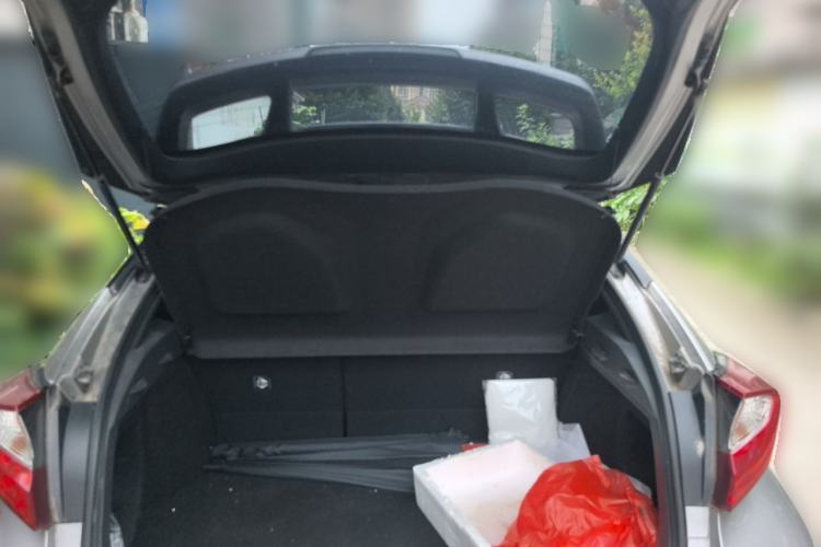 Used Toyota IZOA 2021 2.0L Enjoy Edition Trunk