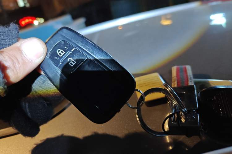 Used Toyota IZOA 2021 2.0L Enjoy Edition Vehicle Key