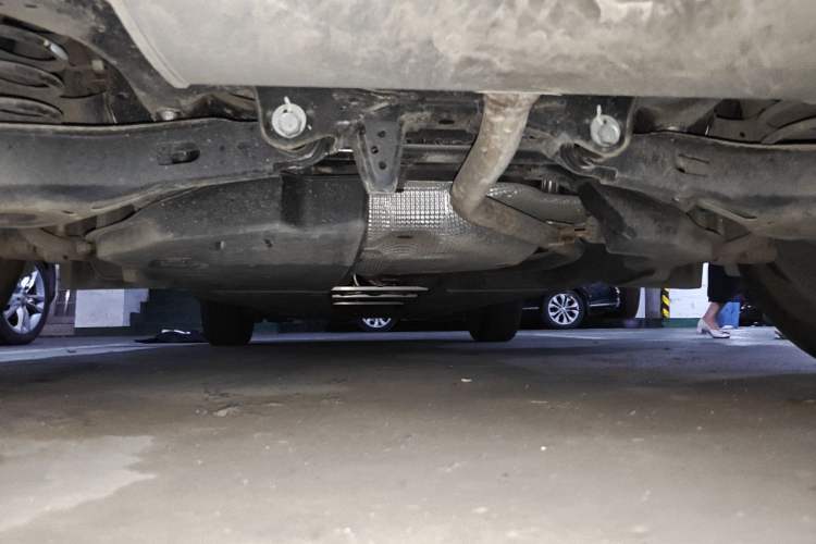 Used Toyota IZOA 2021 2.0L Yixing Version Chassis Rear