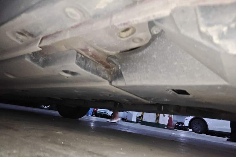 Used Toyota IZOA 2021 2.0L Yixing Version Chassis Rear Left