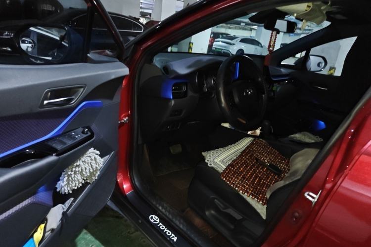 Used Toyota IZOA 2021 2.0L Yixing Version Driver Seat