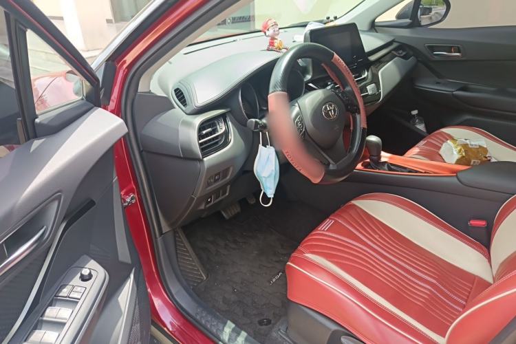 Used Toyota IZOA 2021 2.0L Enjoy Edition Driver Seat