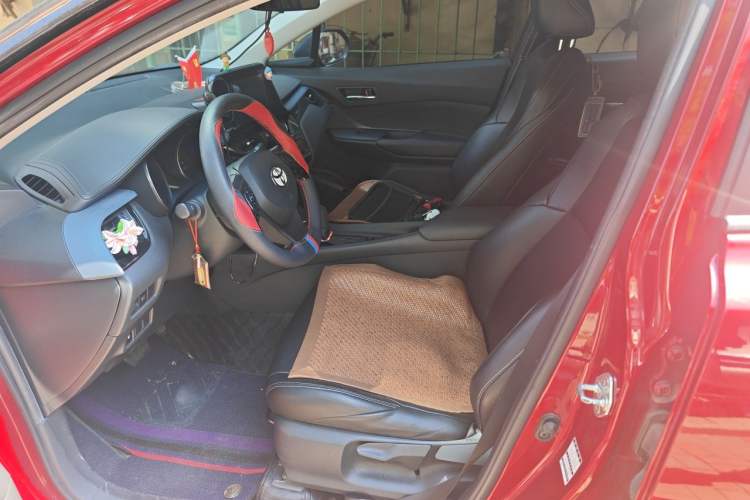 Used Toyota IZOA 2021 2.0L Yixing Version Driver Seat