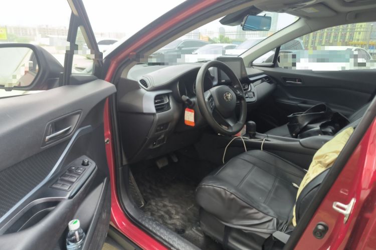 Used Toyota IZOA 2021 2.0L Enjoy Edition Driver Seat