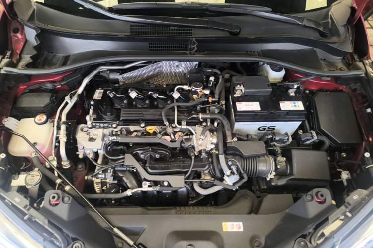 Used Toyota IZOA 2021 2.0L Enjoy Edition Engine Bay