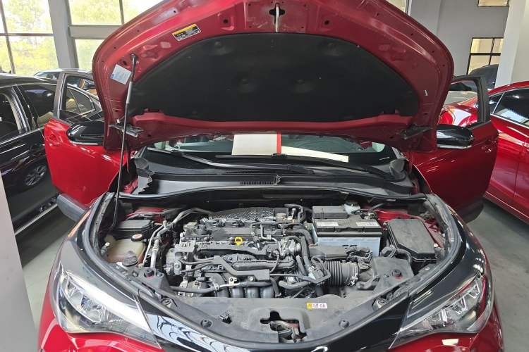 Used Toyota IZOA 2021 2.0L Enjoy Edition Engine Bay