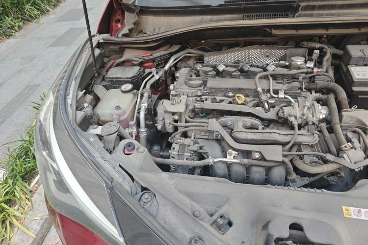 Used Toyota IZOA 2021 2.0L Yichi SPORT Engine Bay Right