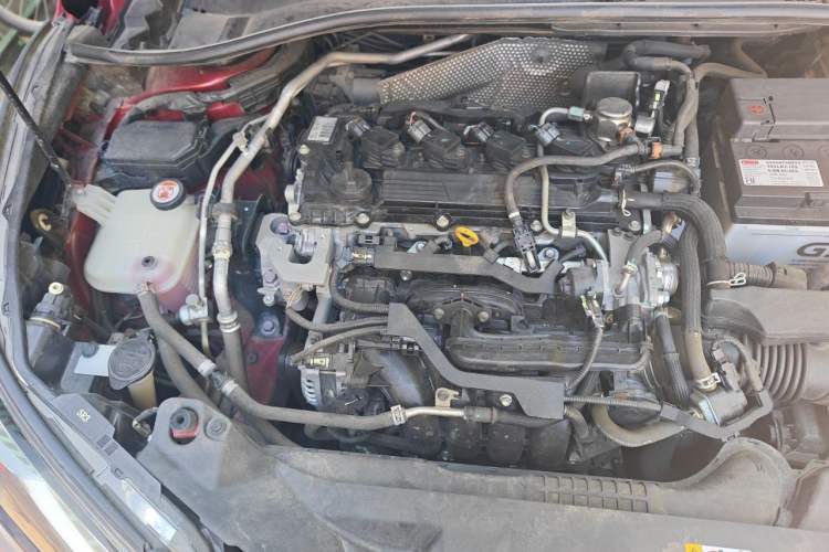 Used Toyota IZOA 2021 2.0L Yixing Version Engine Bay Right
