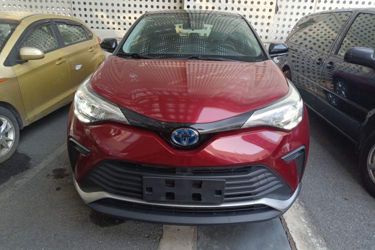Used Toyota IZOA 2021 Dual-Motor 2.0L Yixiang Edition Front