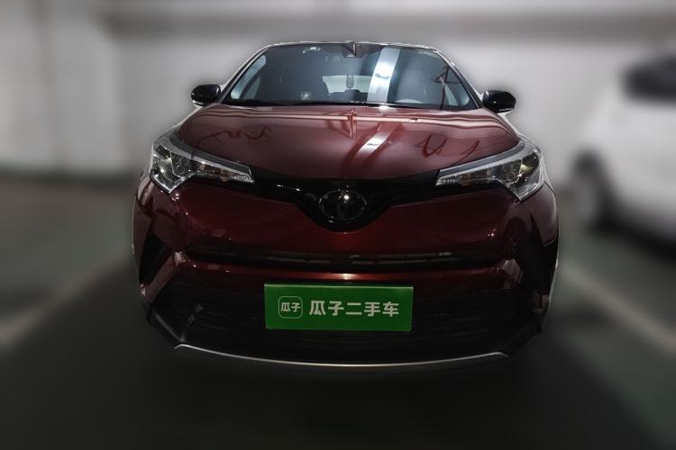Used Toyota IZOA 2021 2.0L Yixing Version Front