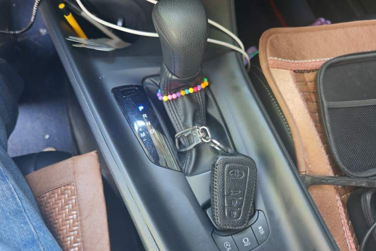 Used Toyota IZOA 2021 2.0L Yixing Version Gear Lever