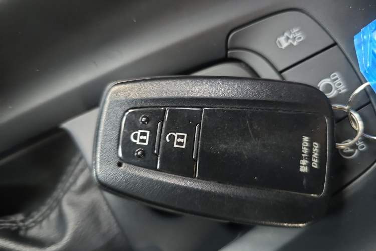 Used Toyota IZOA 2021 2.0L Enjoy Edition Interior 1