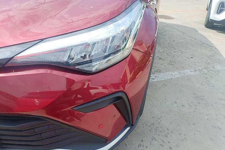 Used Toyota IZOA 2021 2.0L Enjoy Edition Left Front Headlight