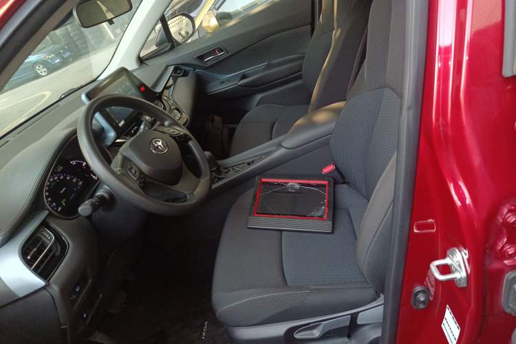 Used Toyota IZOA 2021 Dual-Motor 2.0L Yixiang Edition Left Front Seat