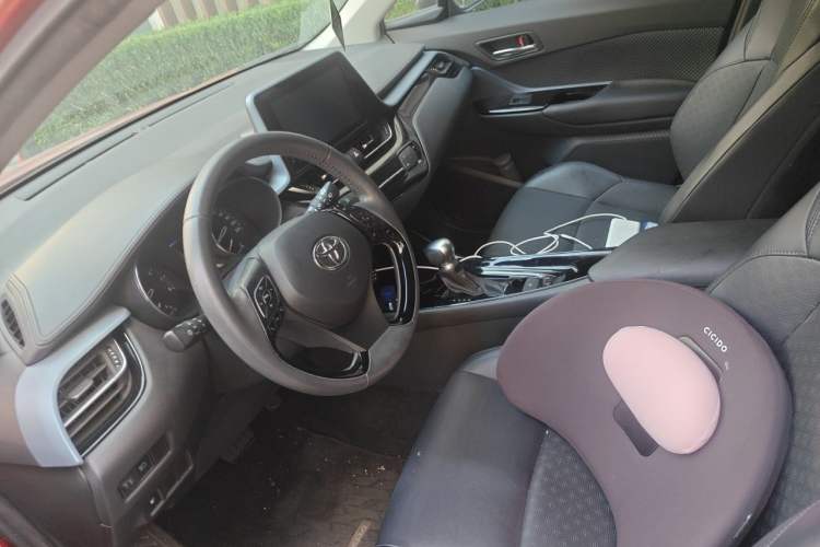 Used Toyota IZOA 2021 2.0L Yichi SPORT Left Front Seat