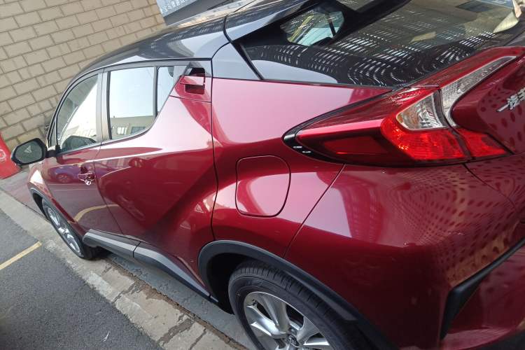 Used Toyota IZOA 2021 Dual-Motor 2.0L Yixiang Edition Left Side