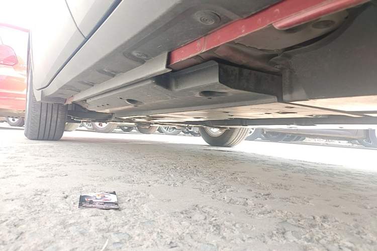 Used Toyota IZOA 2021 2.0L Enjoy Edition Left Side Sill
