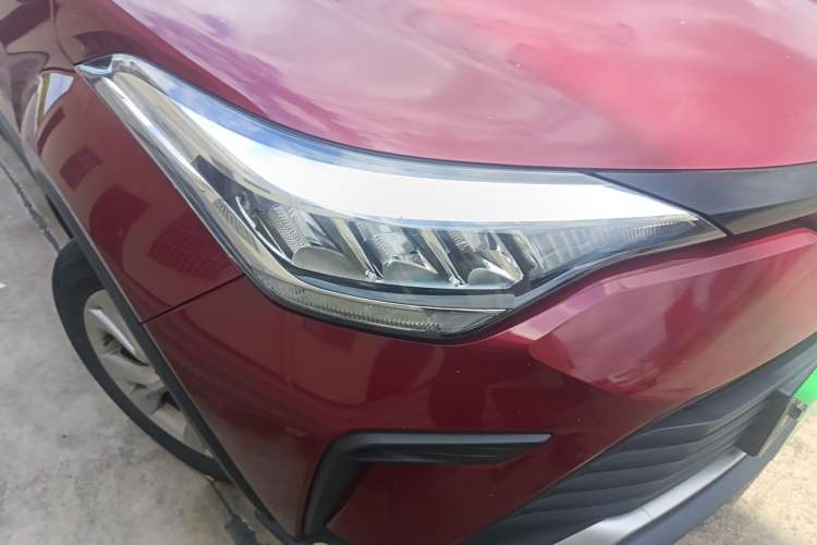 Used Toyota IZOA 2021 2.0L Enjoy Edition Right Front Headlight