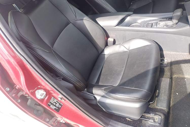 Used Toyota IZOA 2021 2.0L Enjoy Edition Right Front Seat