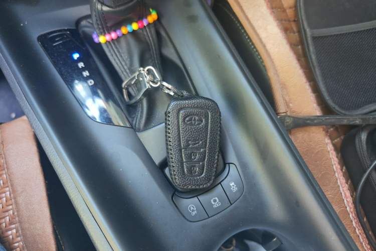 Used Toyota IZOA 2021 2.0L Yixing Version Vehicle Key