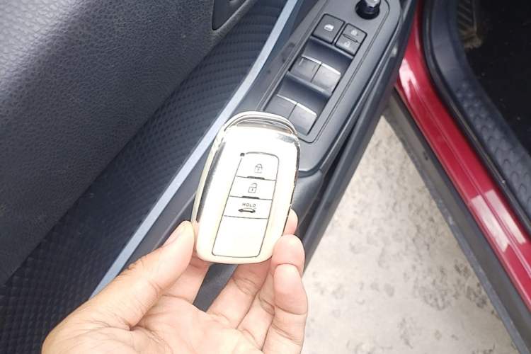 Used Toyota IZOA 2021 2.0L Enjoy Edition Vehicle Key