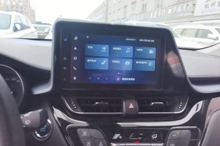 Used Toyota IZOA 2021 2.0L Yichi Version Audio And AC Panel