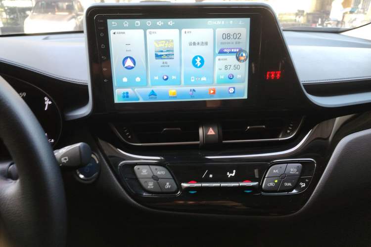 Used Toyota IZOA 2021 Dual-Motor 2.0L Yi Xing Edition Audio And AC Panel