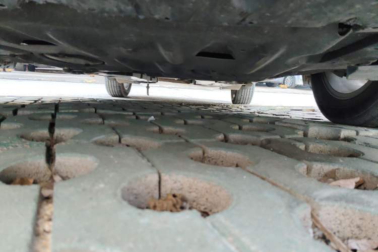 Used Toyota IZOA 2021 2.0L Enjoy Edition Chassis Front
