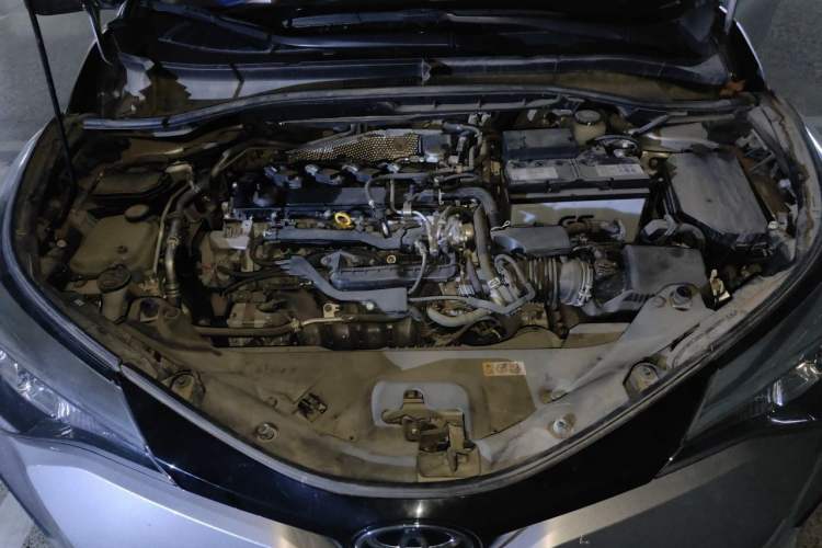 Used Toyota IZOA 2021 2.0L Enjoy Edition Engine Bay