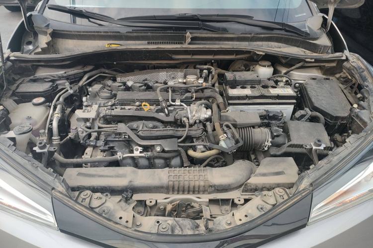 Used Toyota IZOA 2021 2.0L Enjoy Edition Engine Bay