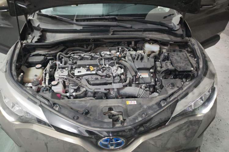 Used Toyota IZOA 2021 Dual-Motor 2.0L Yixiang Edition Engine Bay