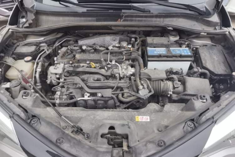 Used Toyota IZOA 2021 2.0L Yichi Version Engine Bay