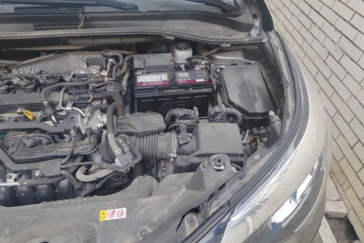 Used Toyota IZOA 2021 2.0L Yidong Edition Engine Bay Left