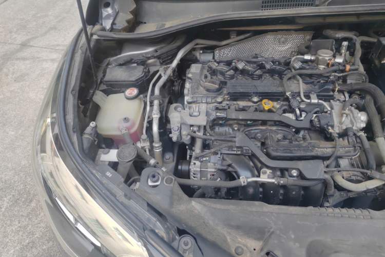 Used Toyota IZOA 2021 2.0L Yidong Edition Engine Bay Right
