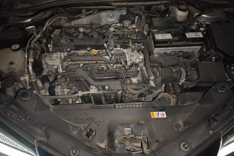 Used Toyota IZOA 2021 2.0L Yichi SPORT Engine Bay