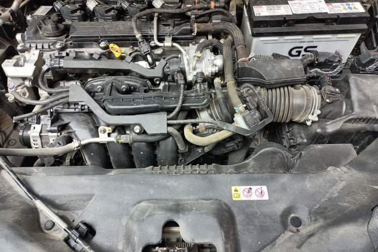 Used Toyota IZOA 2021 2.0L Enjoy Edition Engine Bay