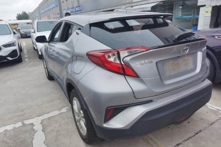 Used Toyota IZOA 2021 2.0L Yichi Version Exterior 2