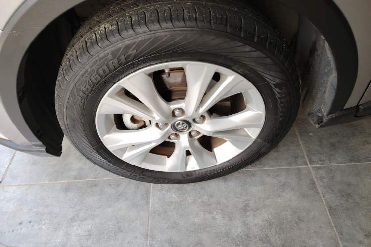 Used Toyota IZOA 2021 Dual-Motor 2.0L Yi Xing Edition Exterior 2