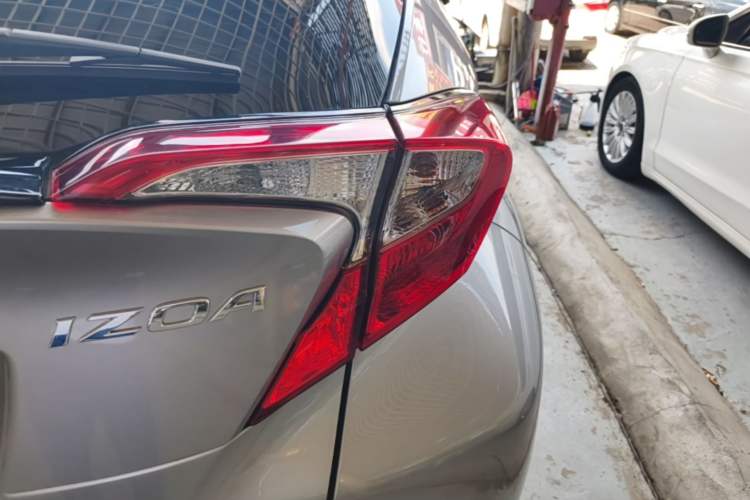 Used Toyota IZOA 2021 2.0L Enjoy Edition Exterior 3