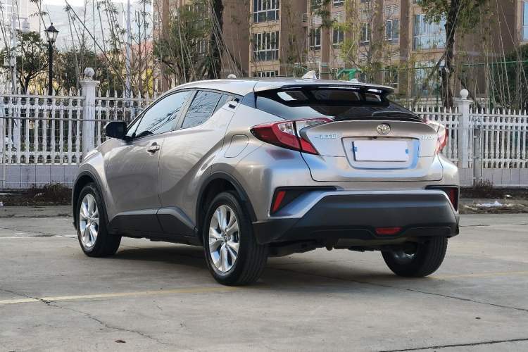 Used Toyota IZOA 2021 2.0L Enjoy Edition Exterior 3