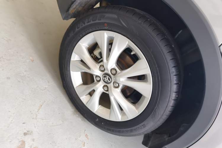 Used Toyota IZOA 2021 2.0L Enjoy Edition Exterior 5