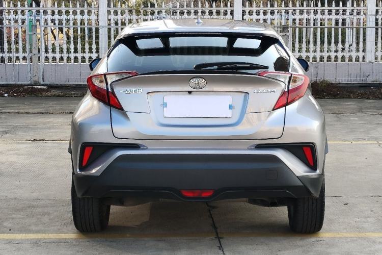 Used Toyota IZOA 2021 2.0L Enjoy Edition Exterior 5