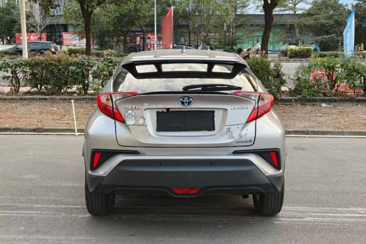 Used Toyota IZOA 2021 Dual-Motor 2.0L Yi Xing Edition Exterior 5