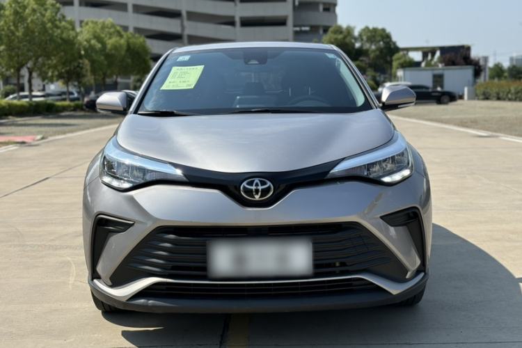 Used Toyota IZOA 2021 2.0L Yichi Version Exterior 7