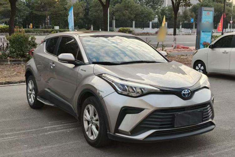 Used Toyota IZOA 2021 Dual-Motor 2.0L Yi Xing Edition Exterior 7