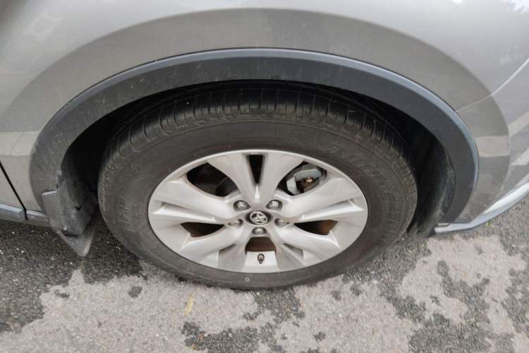 Used Toyota IZOA 2021 2.0L Enjoy Edition Exterior 7
