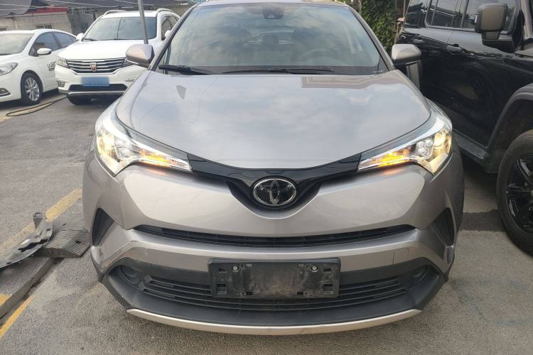 Used Toyota IZOA 2021 2.0L Enjoy Edition Front